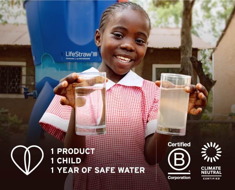 Die LifeStraw Campagne - die Campagne handelt darüber, dass jeder Kauf für 1 Jahr die Wasserversorgung für 1 Kind in Entwicklungsländern übernimmt - hier sieht man ein kleines Mädchen aus Afrika, einmal dreckiges Wasser und einmal mit sauberen gefilterten Wasser, möglich gemacht durch den LifeStraw