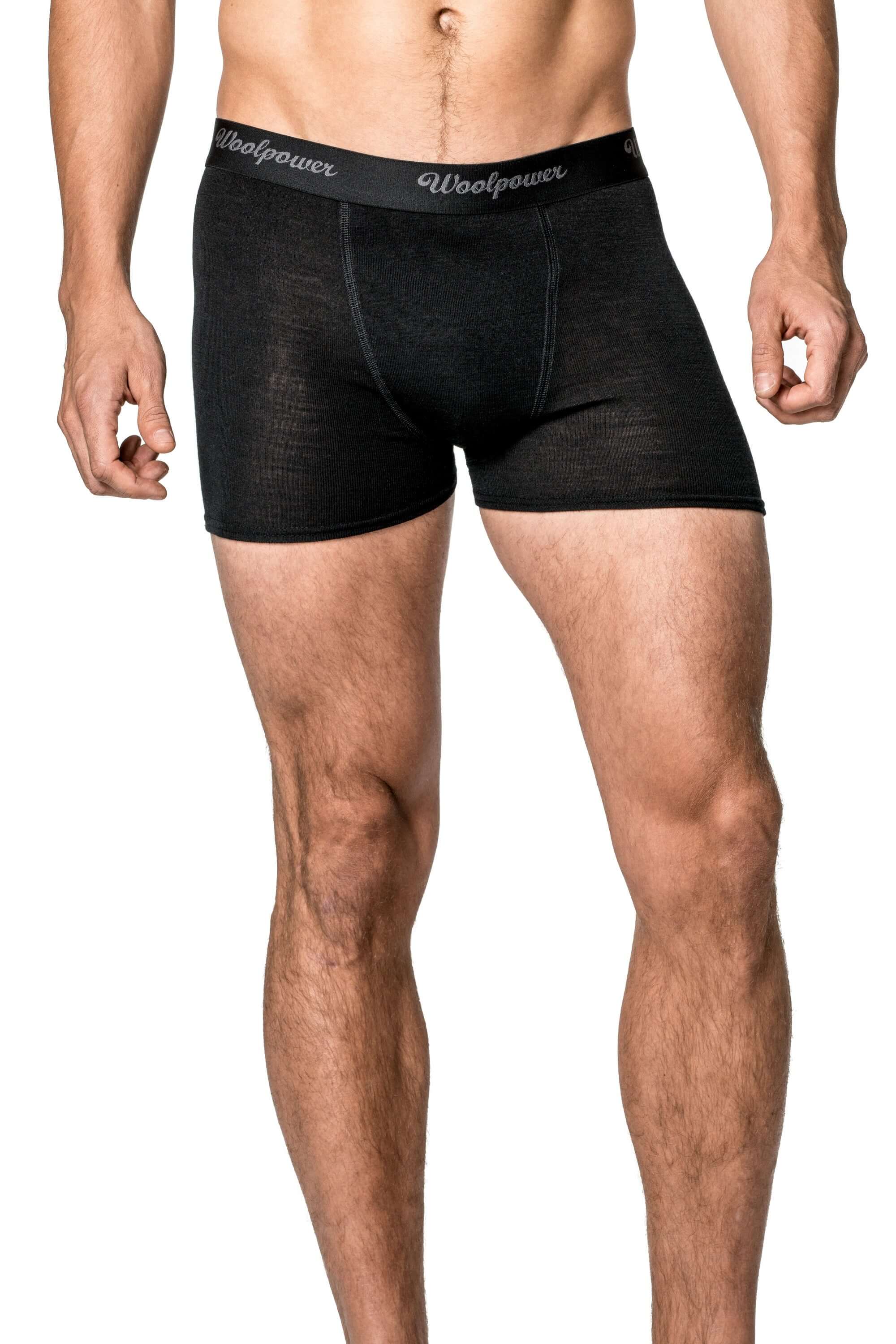 Die Woolpower Boxer LITE, angenehme und geruchshemmende Boxershort, erhältlich im Outdoor Online Shop FluxPerfect