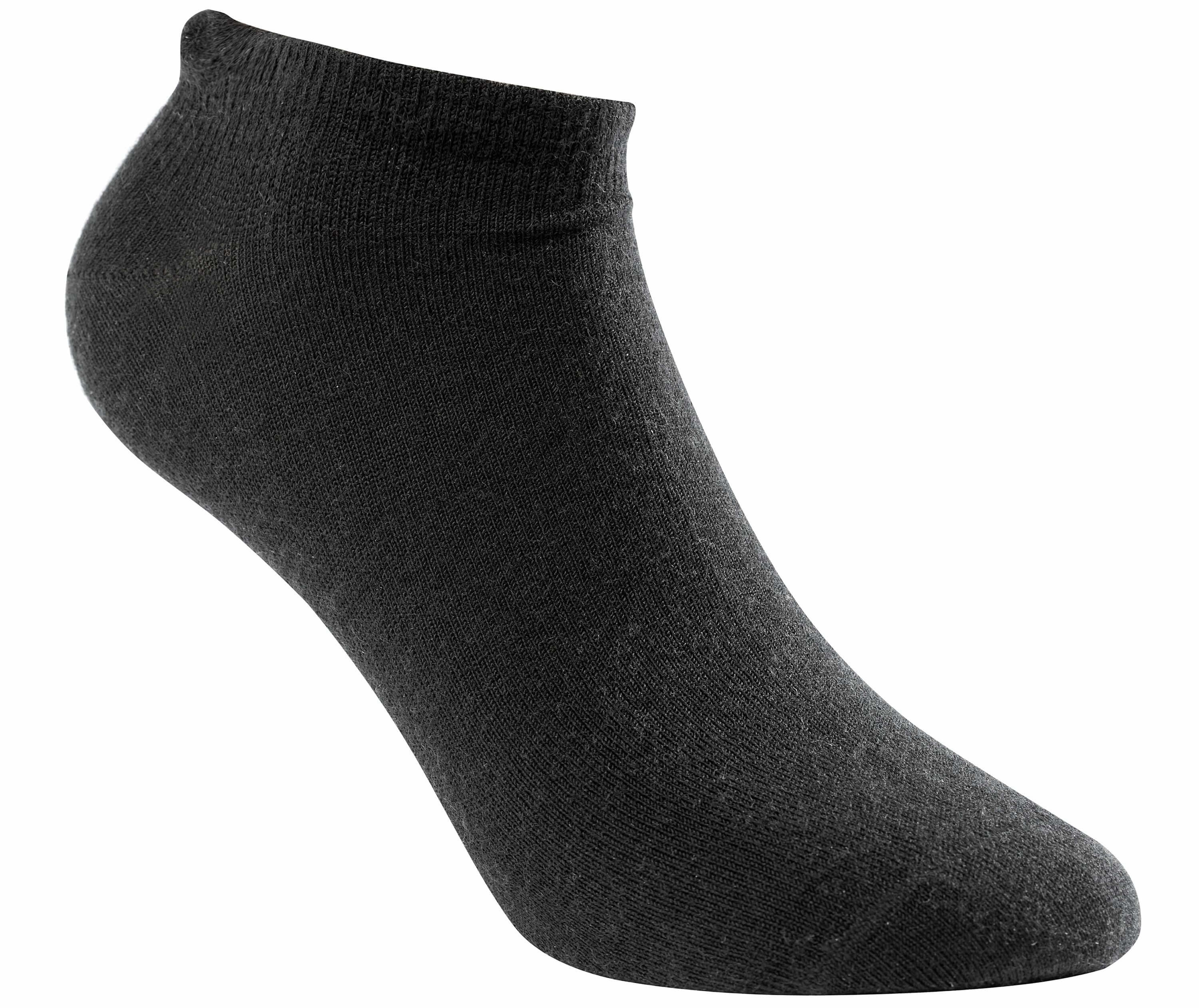 Die Woolpower Short Liner, angenehme Merino Knöchelsocken für aktive Outdoor Tage, erhältlich im Outdoor Online Shop FluxPerfect