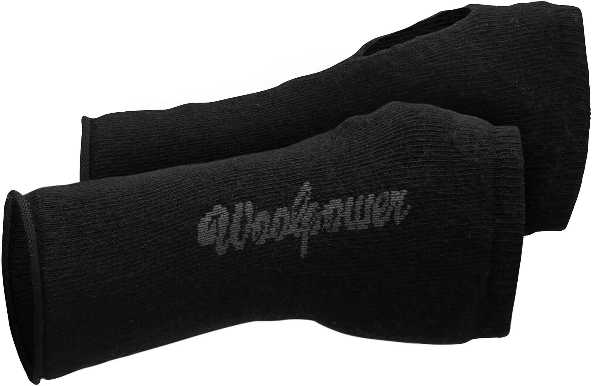 Die Woolpower Wrist Gaiters 200, wärme für deine Handgelenke in jeder Situation, erhältlich im Outdoor Online Shop FluxPerfect